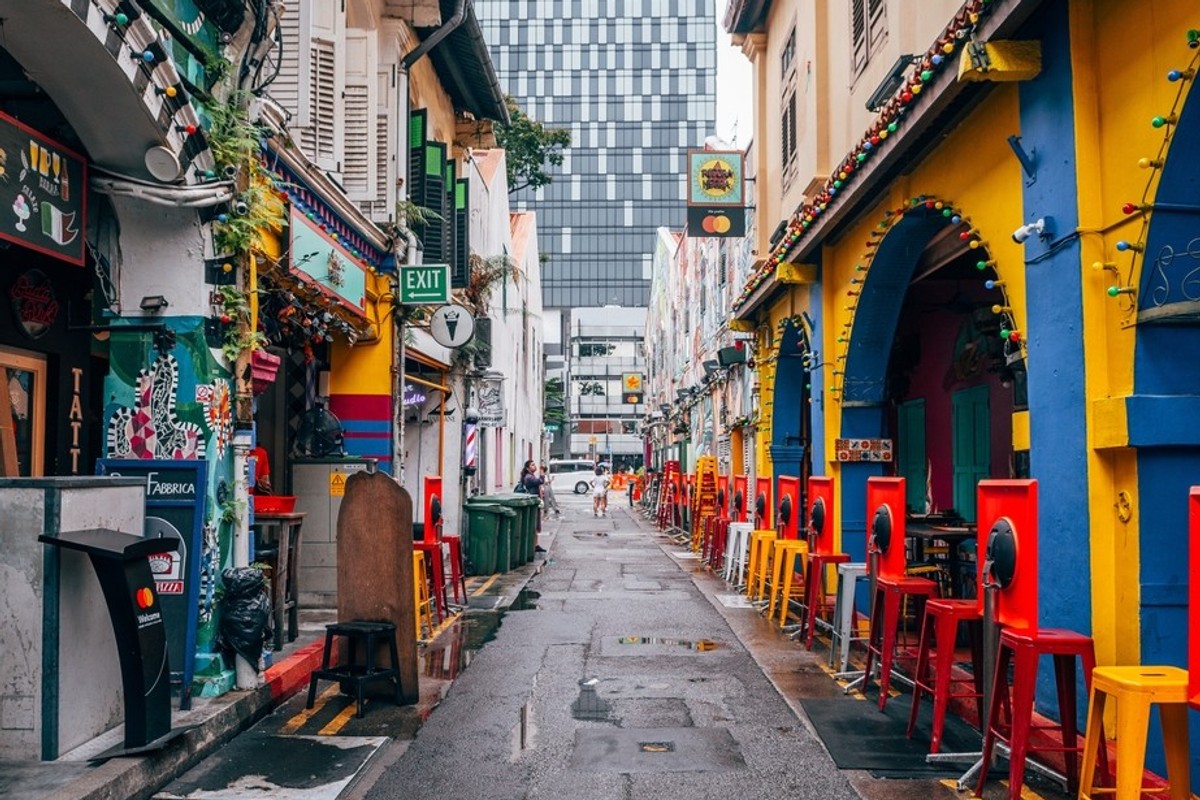 'Always missing something': The tug of living between cultures