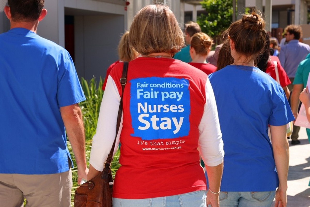 NSW nurses get pay rise, but government has more to do
