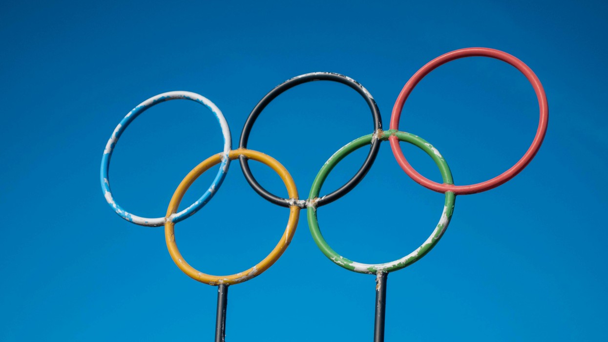 The five multicoloured Olympic rings