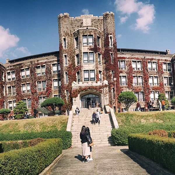 'Hell Joseon': The price you pay to live Gangnam style